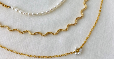 Choosing the Right Pearl Layering Necklace for a Wedding