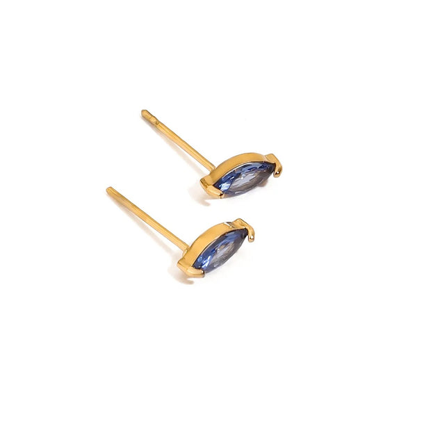 small blue sapphire studs earrings in gold frame
